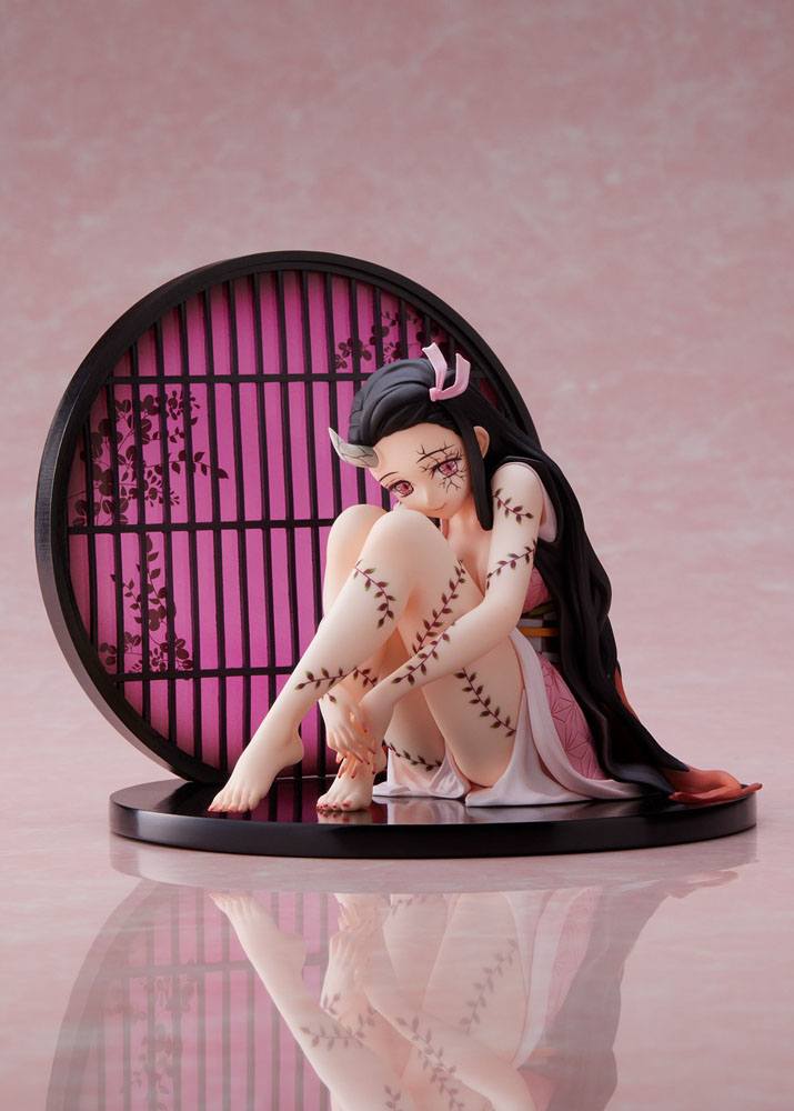 Demon Slayer: Kimetsu no Yaiba Estatua 1/8 Entertainment District Arc Nezuko Kamado (Demon Form Advancing Version) 12 cm | FRIKIVILLA